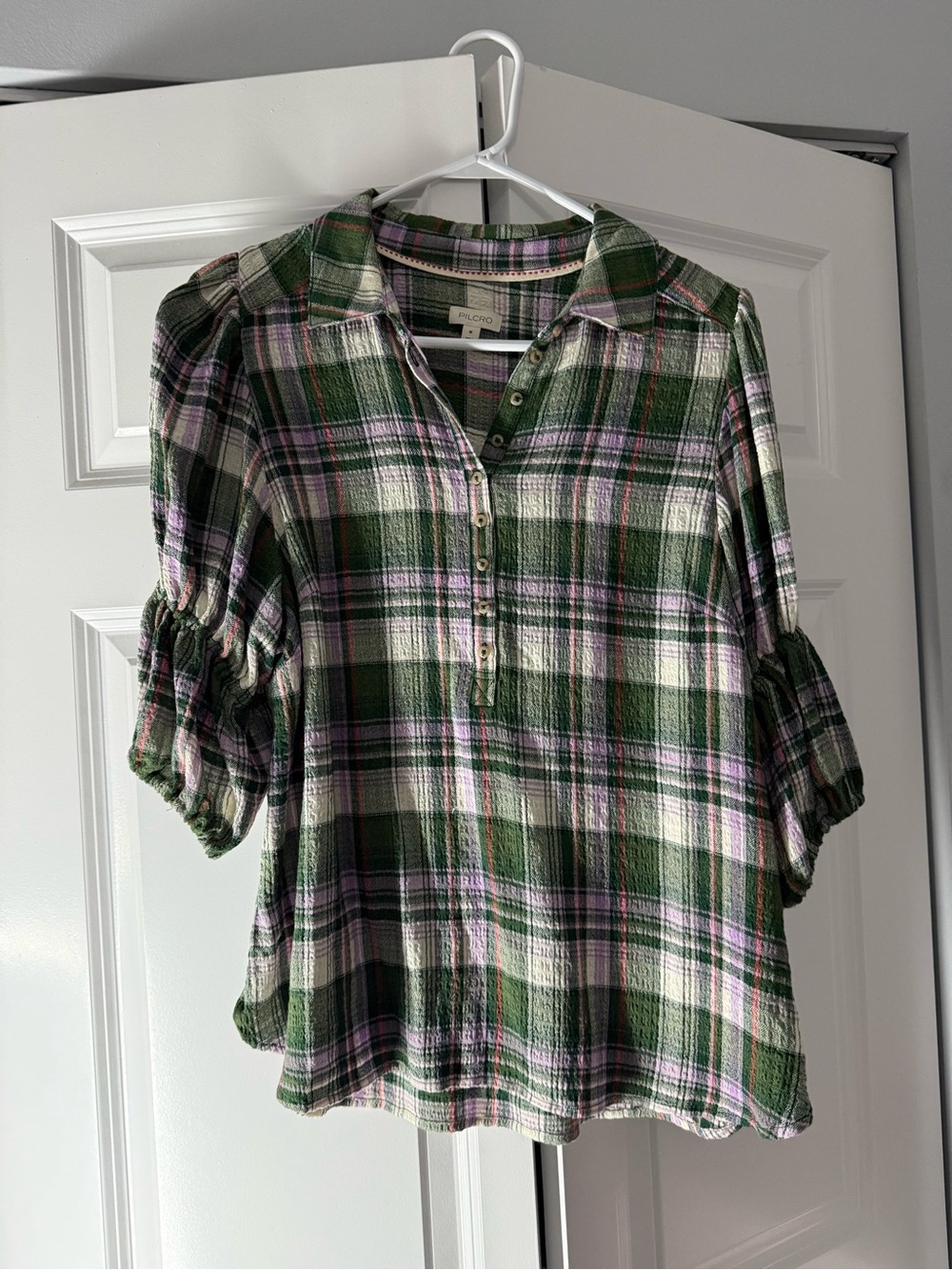 NWOT Pilcro Green and Purple Plaid Button Henley Top - M